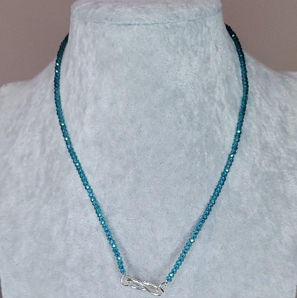 Beautiful Teal Grandidierite and Pearl Choker - Picture 3 of 5